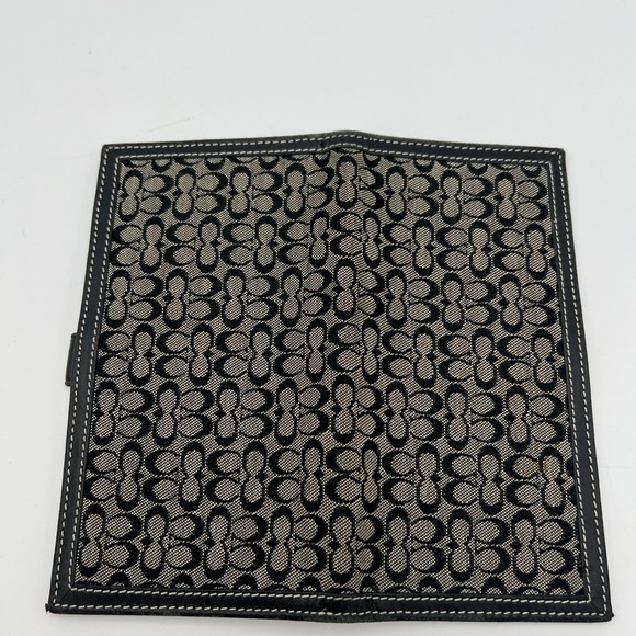 Coach CheckBook - Picture 3 of 8